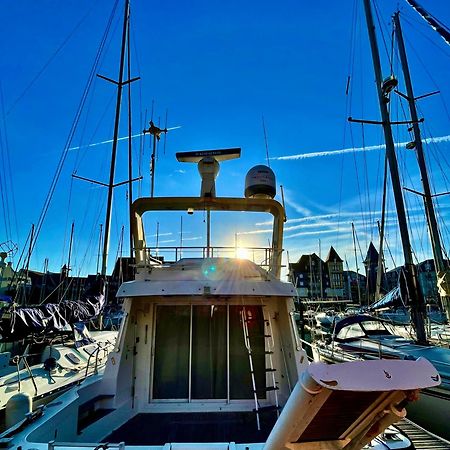 Yacht Deauville Esterno foto